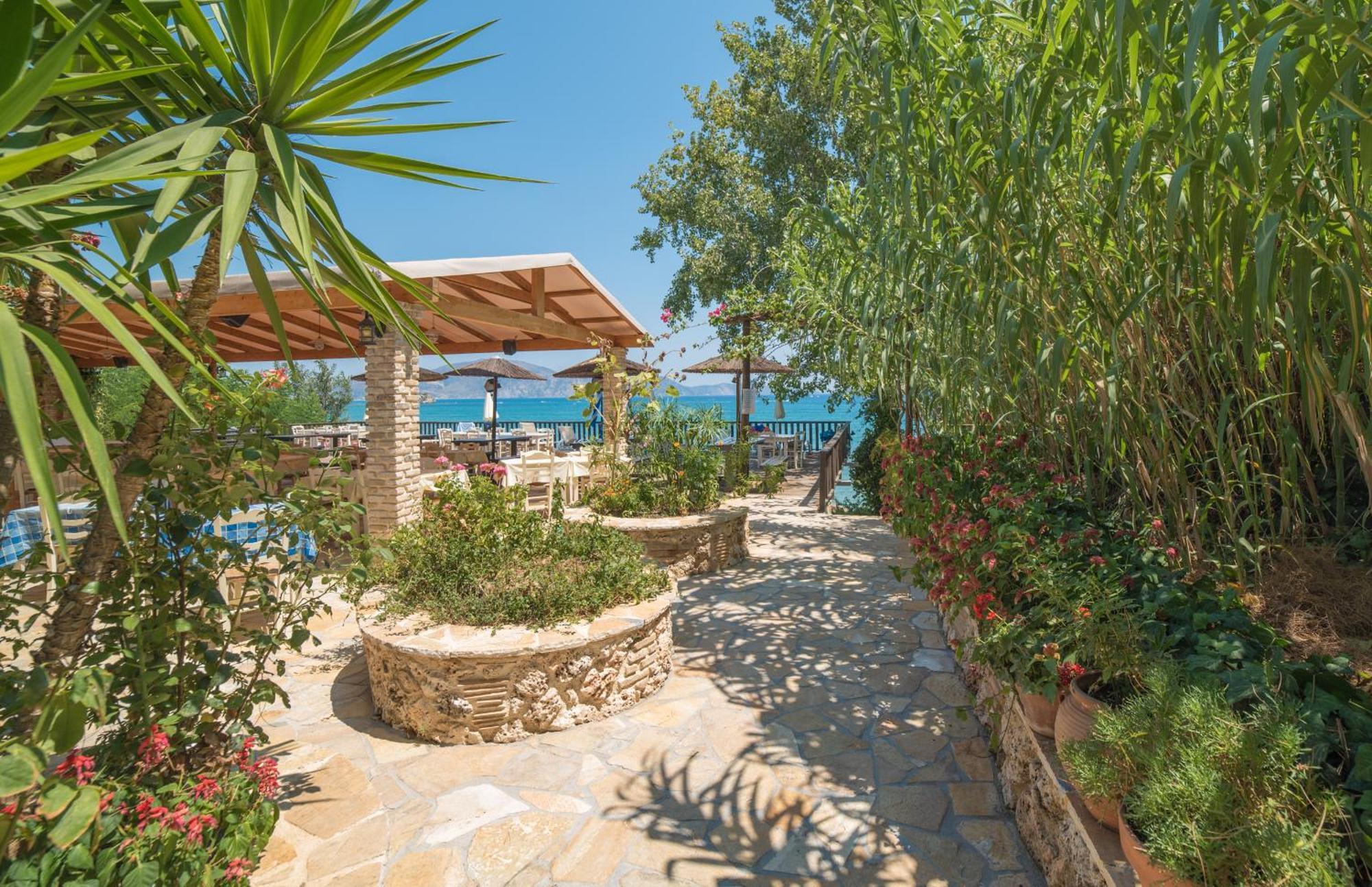 Porto Koukla Hotel