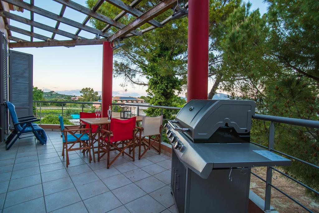 Porto Koukla Hotel
