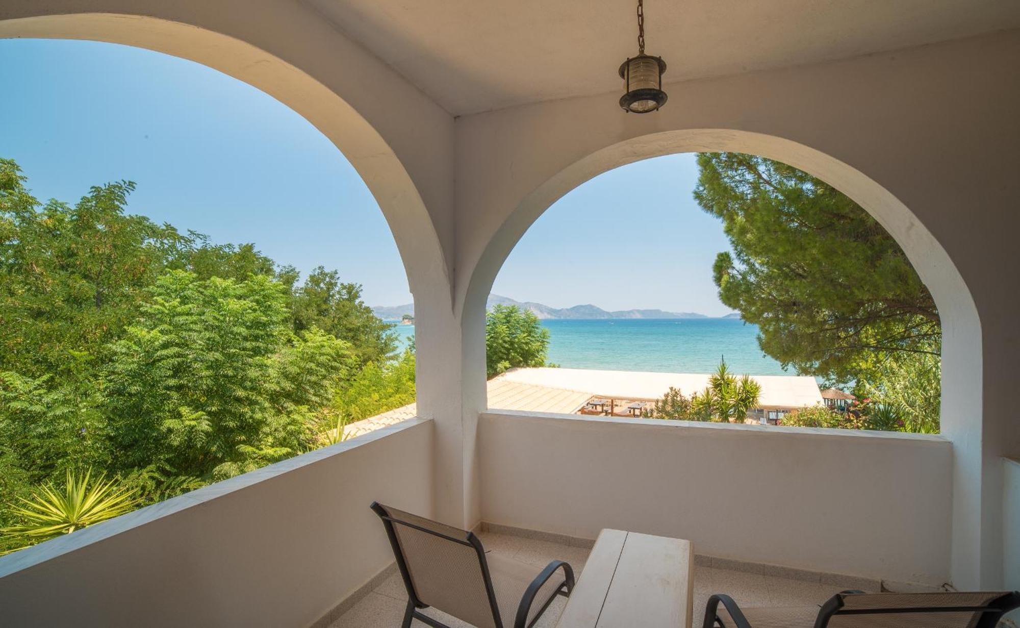 Porto Koukla Hotel