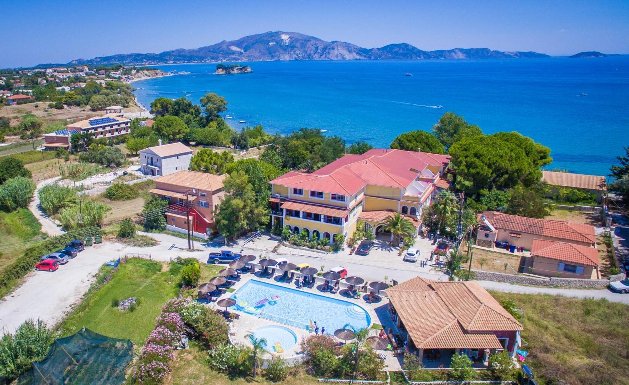 Hotel Porto Koukla 3*
