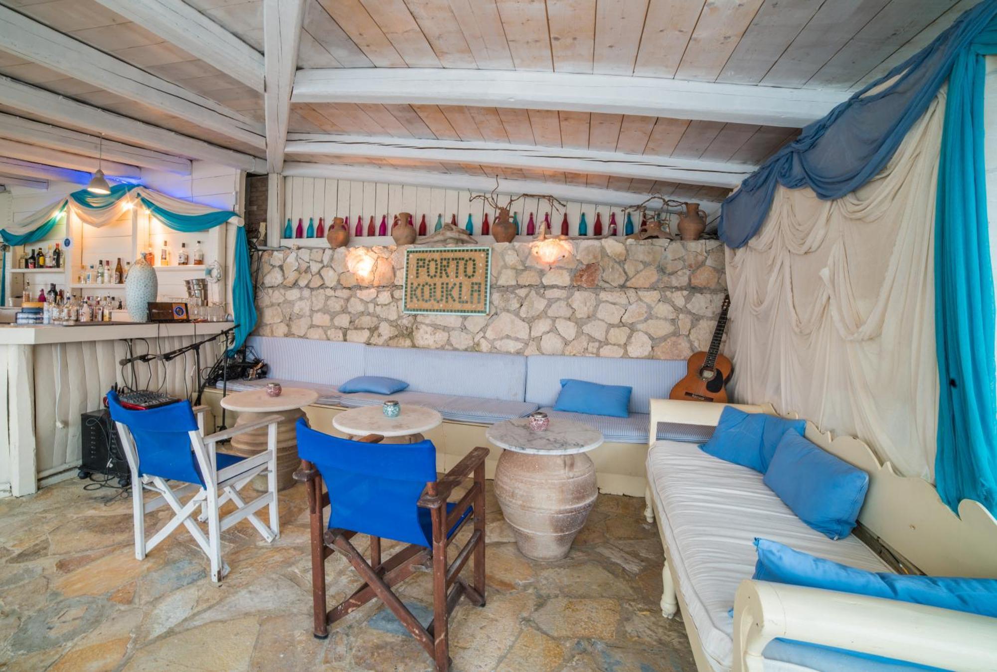 Hotel Porto Koukla 3*
